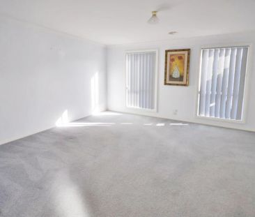 Ideal Family Home - Photo 2