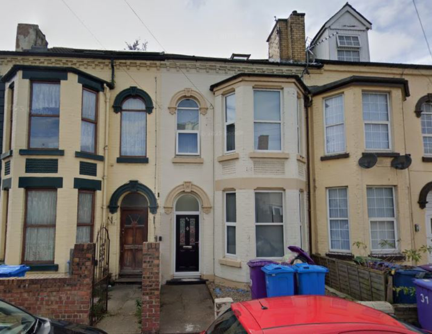 Windsor Road Room 2 (Double En-suite) - Photo 1