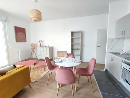 Un bel appartement meublé en lisière du bois de Saint Cucufa - Photo 2