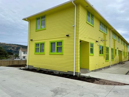 Newly renovated Townhouse in Ranui - Photo 2