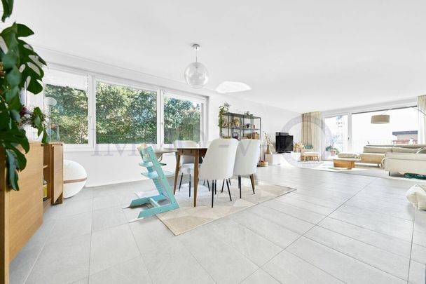 CONTEMPORARY STANDING WITH LARGE TERRACE - Foto 1