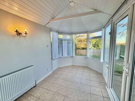 Standhills Road, Kingswinford, DY6 - Photo 3