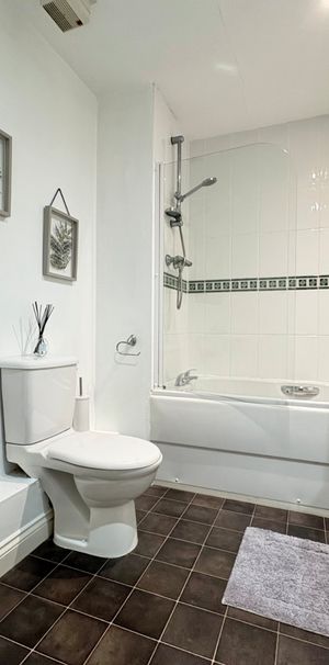 2 bedroom apartment to rent - Photo 1