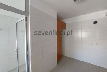 Apartamento T2+1 em Porto