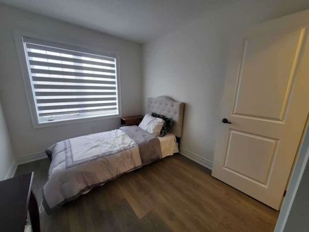 For Lease - 35 Faye Street, Brampton, Ontario - Photo 2