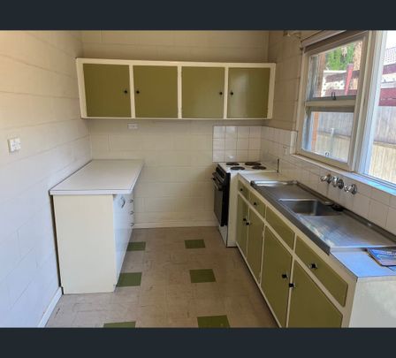 2/8 Fourth Ave, Seaton, SA 5023 - Photo 1