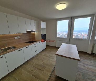 Pronájem bytu 2+kk 59 m2 - Fotografie 6