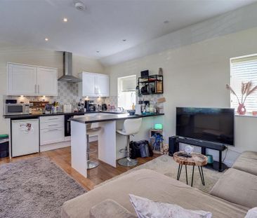 1 bedroom detached house to rent - Photo 1