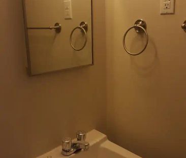 75 Southpark Drive — Bachelor - Photo 1
