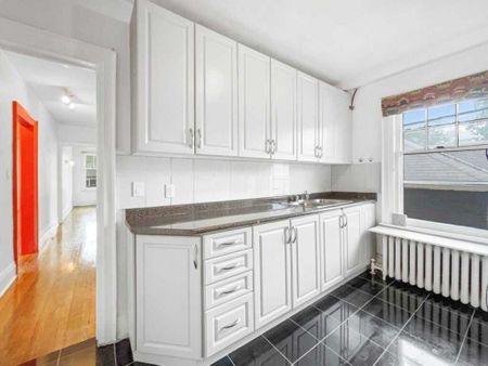 For Lease - 12 Kendal Avenue Unit# 5, Toronto, Ontario - Photo 5