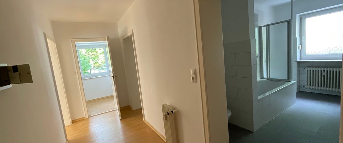 ab 01.11. - Zweizimmerwohnung in Passau - Photo 1