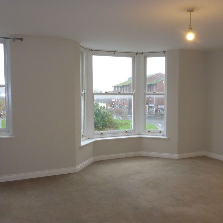 1 bed Apartment - To Let - Photo 1