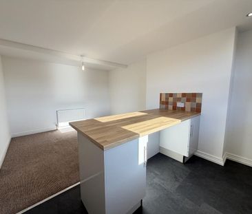 1 bedroom ground floor flat to rent - Photo 5