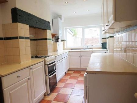Bedroom Semi Detached House In Charminster, BH8 - Photo 3