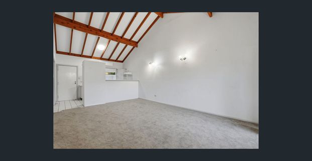 Refreshed 2 Bedroom Unit in Convenient Tallai Location - Photo 1