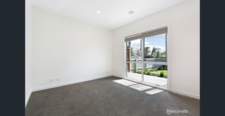 Near New Villa, Close to Beachside - Photo 3