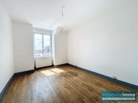 Location Appartement 5 pièces 98m² ABBEVILLE 80100 - Photo 5