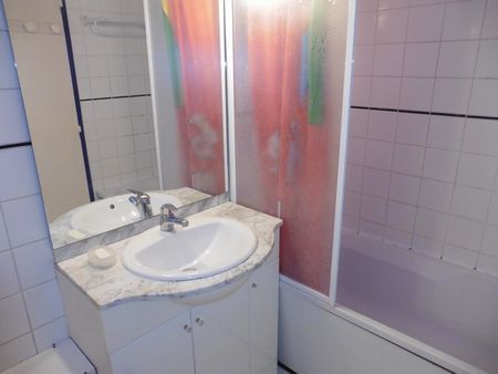 Location Appartement 3 pièces 61m² ANTONY 92160 - Photo 5