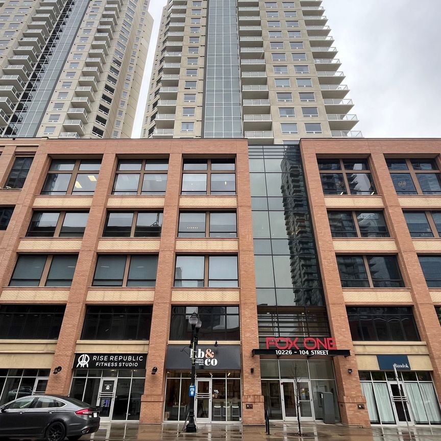 Executive Condo In The Heart Of Edmonton’s Ice District. Underground Parking & Storage - Photo 1