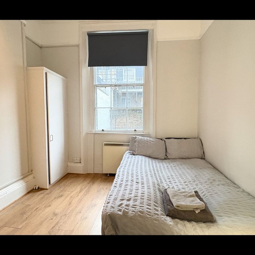 Studio Flat, Gloucester Place, NW1 - Photo 1