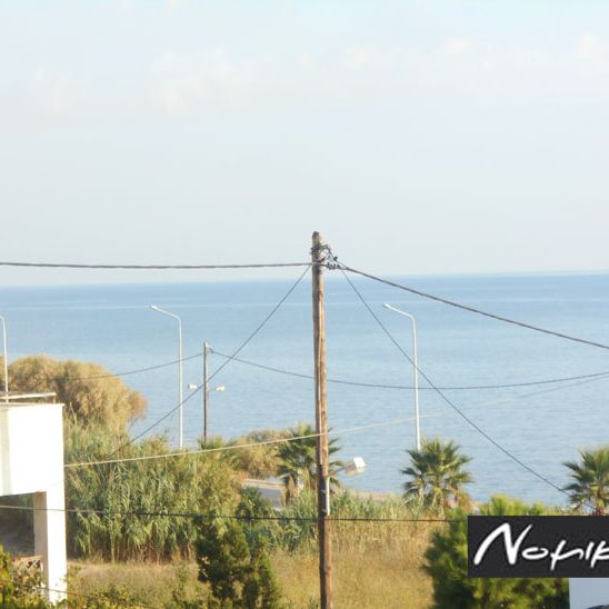 Γκαρσονιέρα στην Μυτιλήνη - Φωτογραφία 1