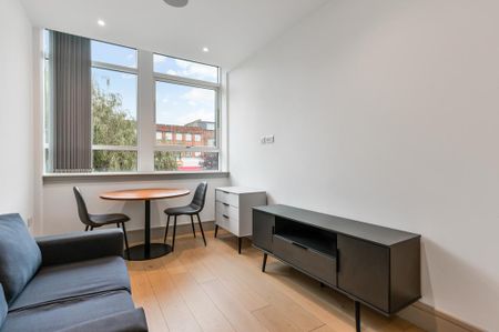 1 bedroom apartment to rent - Photo 2