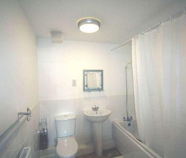 Elphins Drive, Wilderspool Park, Warrington, WA4 - Photo 3