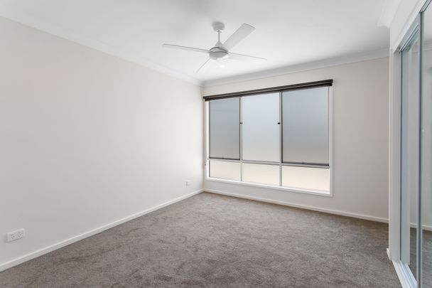 Sleek & Minimal Living - Photo 1