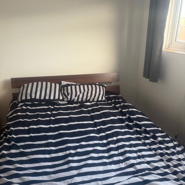 Room in a Shared Flat, Hayward Court, SW4 - Photo 1