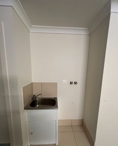 Fresh, Easy Rental Living - 13 Elvina Street, Deeragun - Photo 4