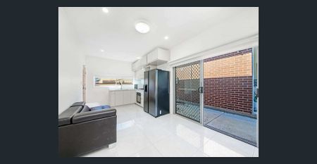 2 BEDROOMS GRANNY FLAT - Photo 3