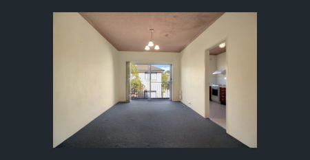 Convenient Living in a Prime Coniston Location - Photo 4