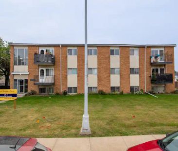 River Heights West | 3415 106 Ave, Edmonton - Photo 1