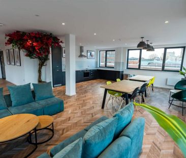 1 bedroom in a flat share to rent - Photo 4