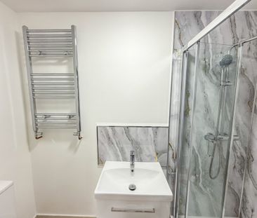 7 bedroom Detached house to rent - Photo 1