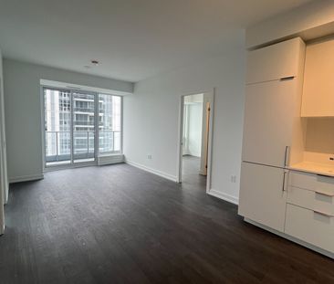 For Lease - 8 Olympic Gdn Drive Unit# 1806, Toronto, Ontario - Photo 1
