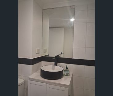 1204/238 Flinders St, Melbourne, Vic 3000 - Photo 2