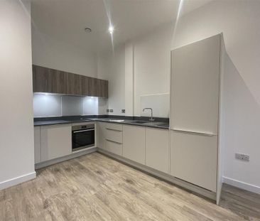 1 bedroom apartment to rent - Photo 2