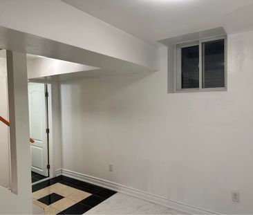 For Lease - 11 Seasons Drive Unit# Bsmt, Toronto, Ontario - Photo 2