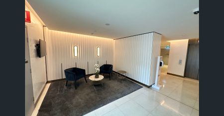 Fully furnished 2 bedroom apartment in darling square - Photo 2