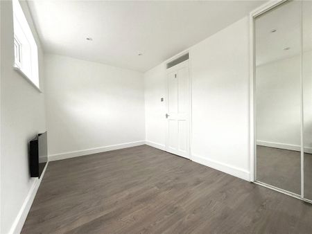 1 bedroom terraced house to rent - Photo 5