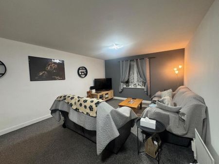 2 bedroom apartment to rent - Photo 3