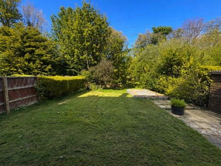 363 Merville Garden Village, Newtownabbey, BT37 9TZ - Photo 2