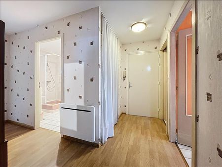 3 pièces - 61,99 m² - 2ème étage - Colocation non autorisée - Photo 3