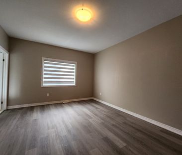 For Lease - 3509 DOMINION Road Unit# UPPER, Fort Erie, Ontario - Photo 3