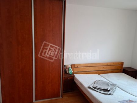 DIRECTREAL|Veľký nadštandartný byt so samostatným vchodom v rodinnom dome pre náročného klienta - Photo 3