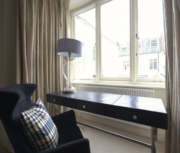 1 Bed Flat, Cadogan Place, SW1X - Photo 3