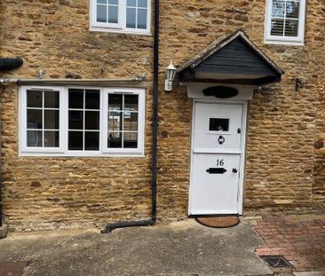 2 bedroom cottage to rent - Photo 1