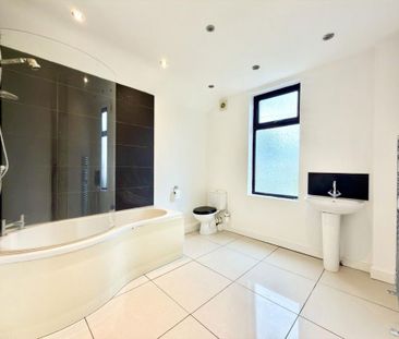 2 bedroom terraced house to rent - Photo 3