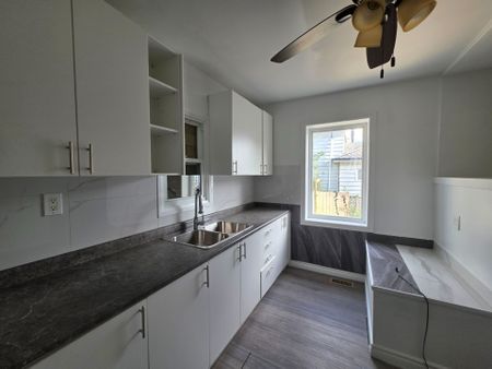 For Lease - 39 Rodda Boulevard, Toronto, Ontario - Photo 5